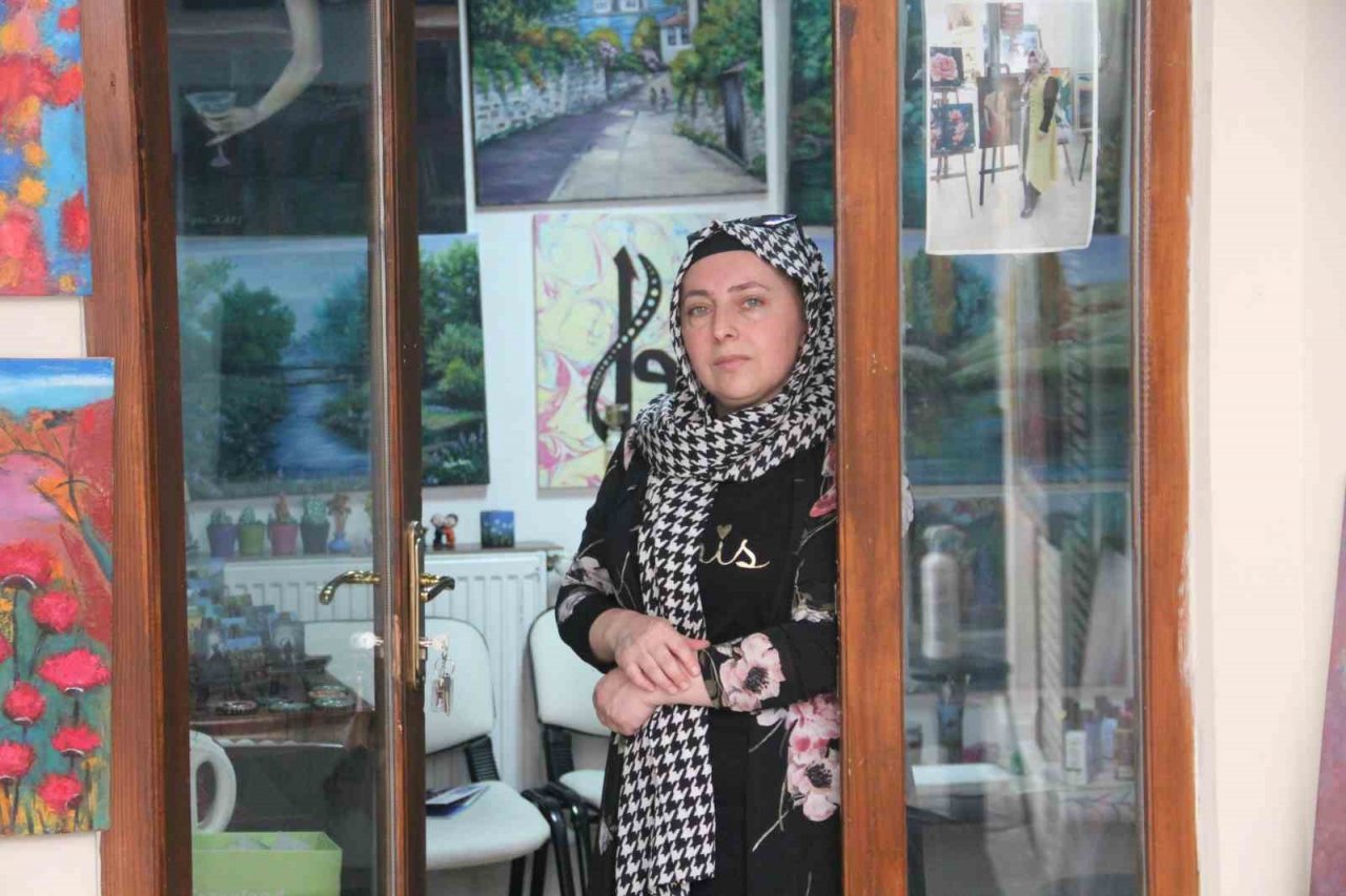 Doktor tavsiyesi ile meslek sahibi oldu