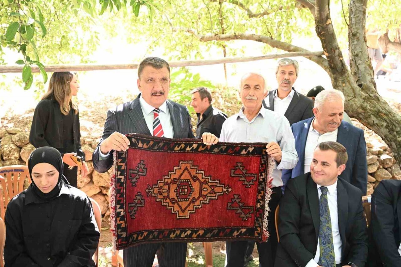 Gürkan’dan Akçadağ’da birlik vurgusu