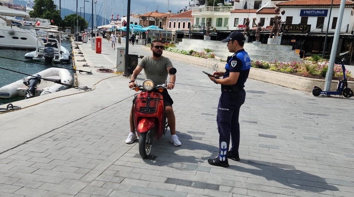 Marmaris’te kurallara uymayanlar denetimden kaçamadı