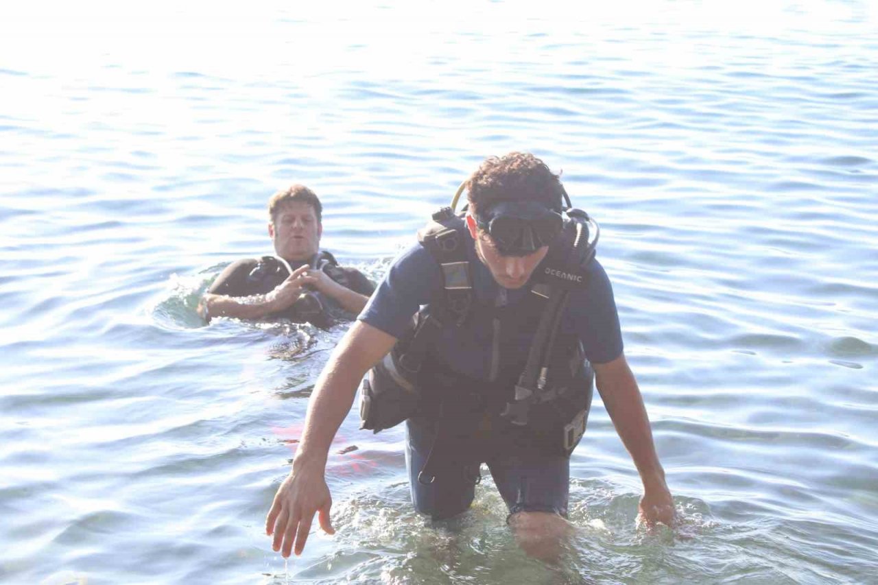 Lise öğrencileri aldıkları dalgıç eğitimiyle gelecekte iş imkânı yakalıyor