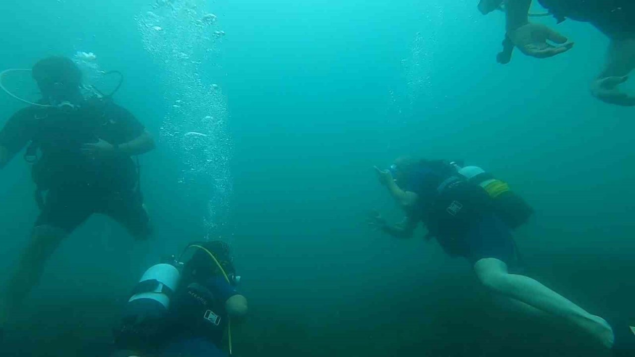 Lise öğrencileri aldıkları dalgıç eğitimiyle gelecekte iş imkânı yakalıyor