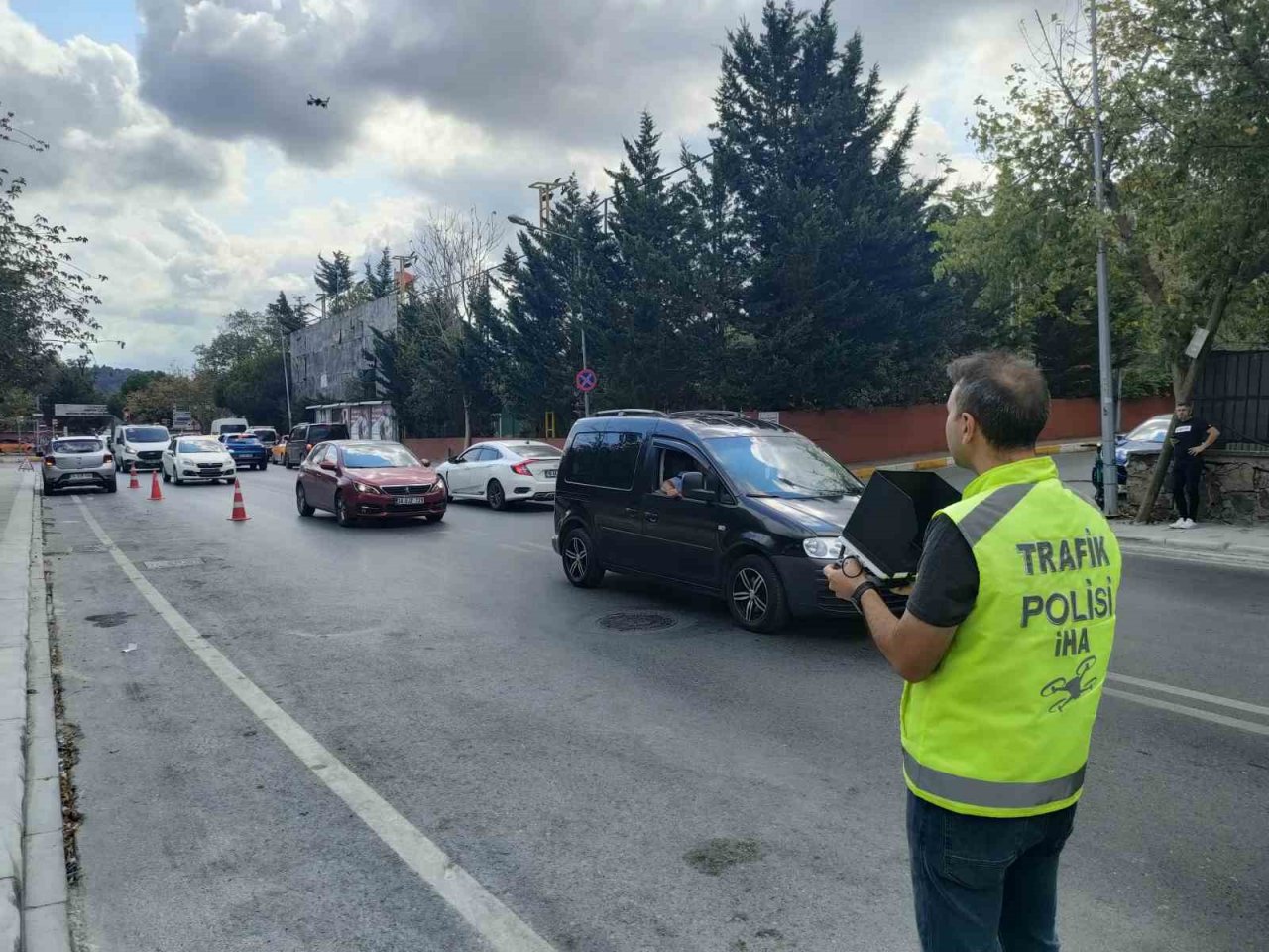 Sarıyer’de dron destekli trafik denetimi