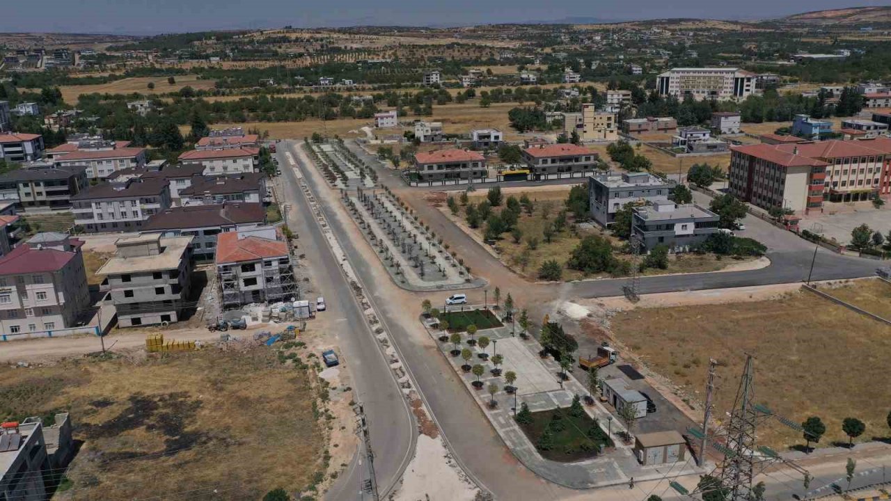 Şehitkamil’den Aktoprak Mahallesine park-otopark