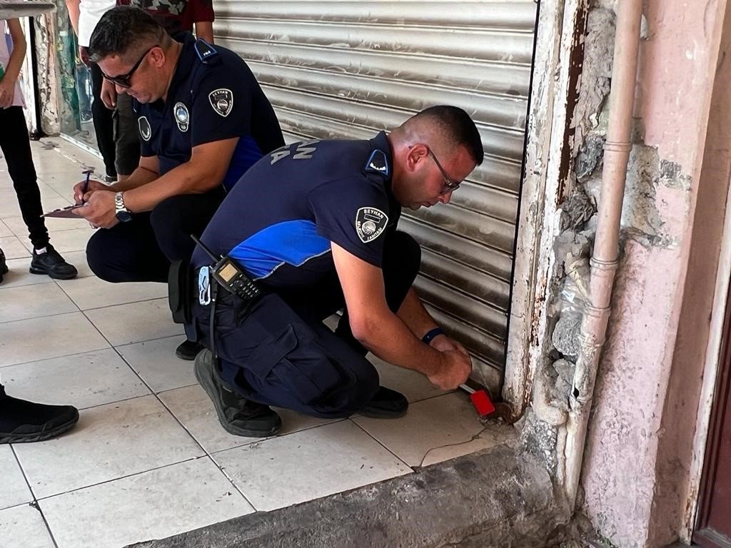 Seyhan zabıtasından sıkı denetim