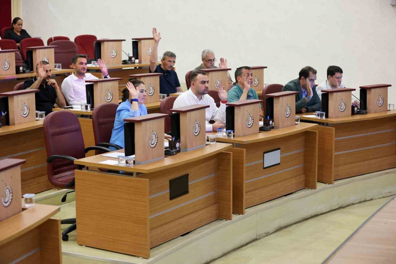 Uşak’taki yağışlar meclis gündeminde konuşuldu