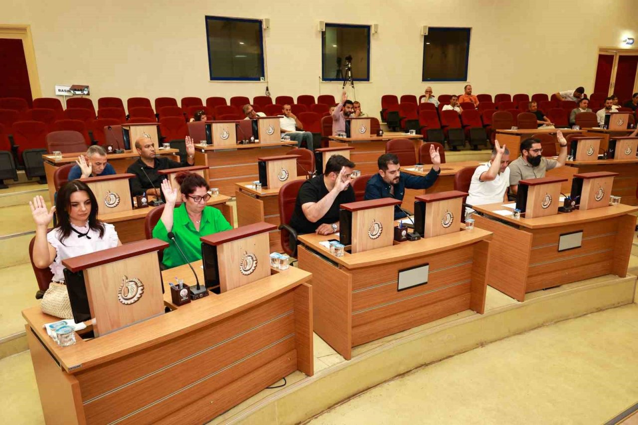 Uşak’taki yağışlar meclis gündeminde konuşuldu