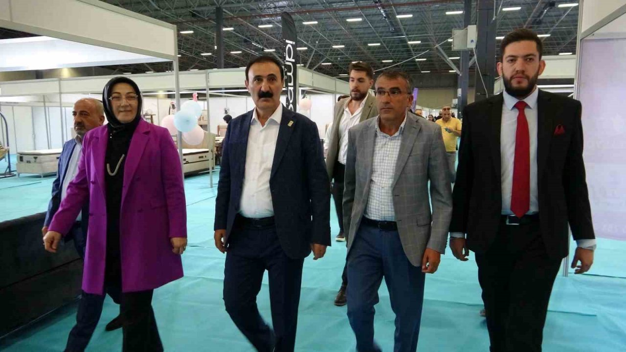 Van’da 3. Anne Bebek ve Çocuk İhtiyaçları Fuarı açıldı