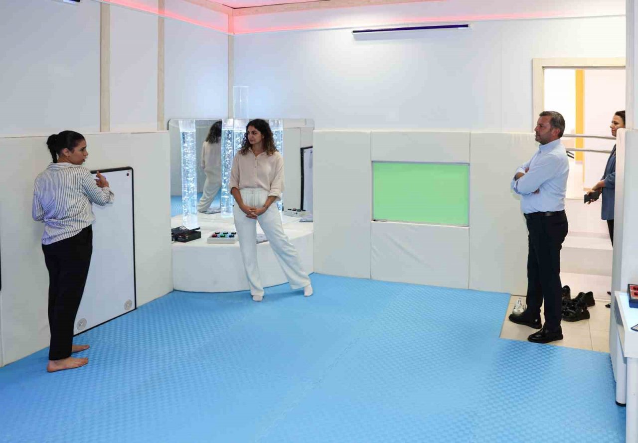 Adana’nın en nitelikli engelsiz yaşam merkezi Yüreğir’de