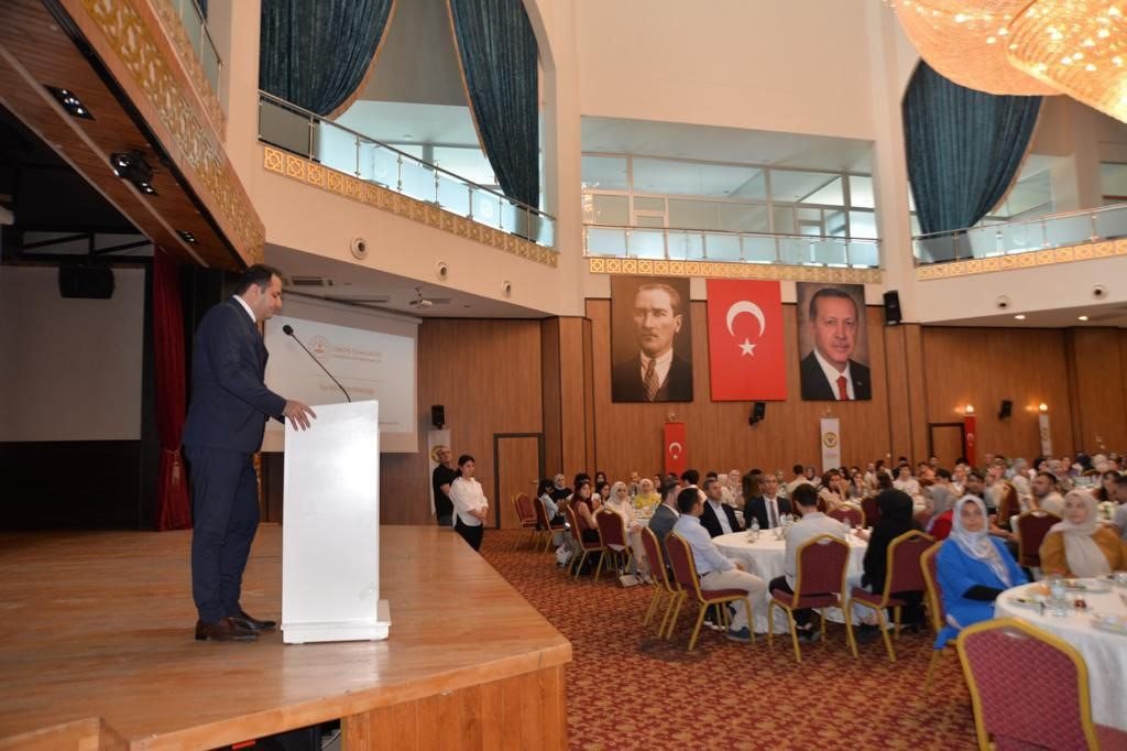 Yüreğir’e 400 öğretmen atandı