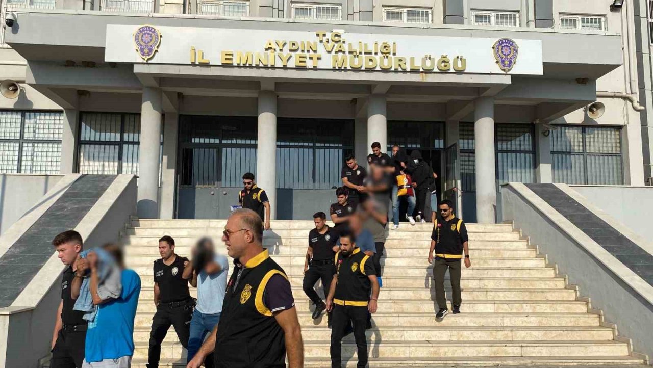 Aydın’da dev fuhuş operasyonu: 30 ekip 200 personel katıldı