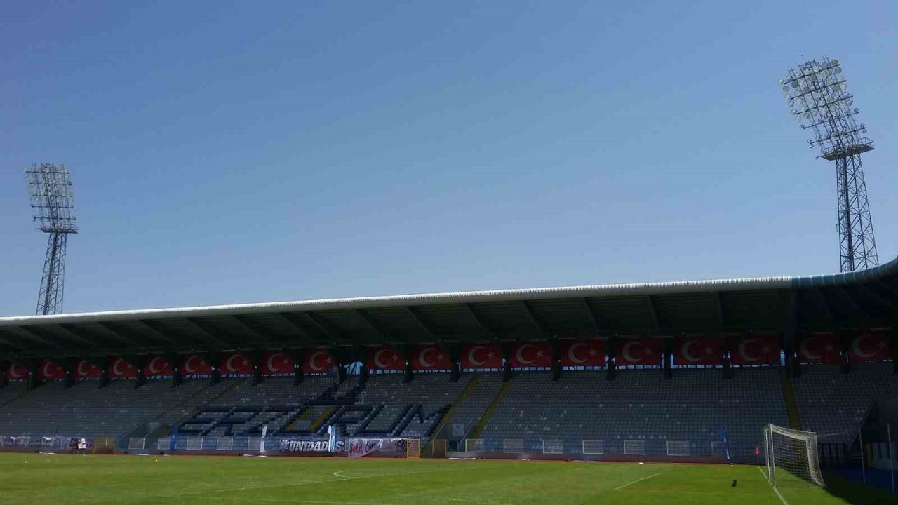 Başkan Dal; "Kazım Karabekir Stadyumu’nda yapılan çalışmalar tamamlandı"