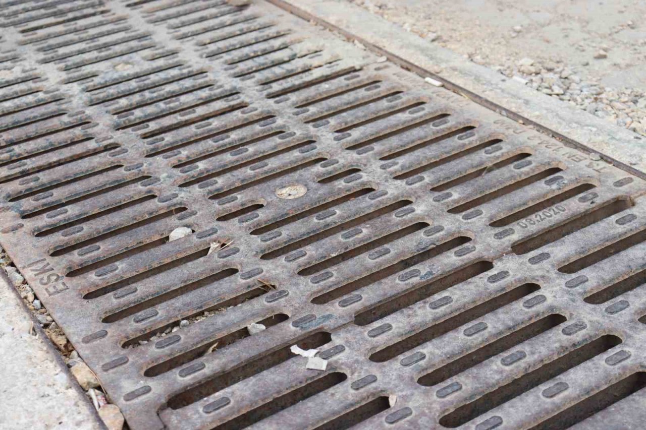 Bu mazgallardan su gitmez