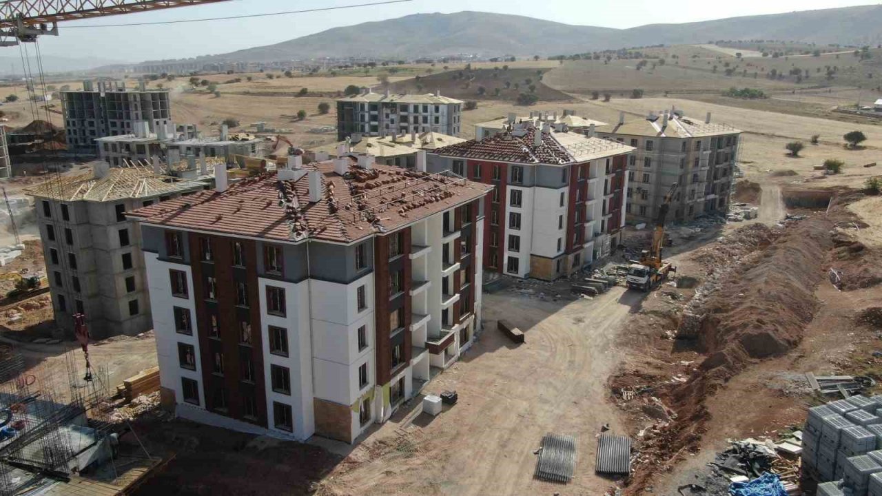 Elazığ’da kalıcı konutların 13’üncü bloğu tamamlandı