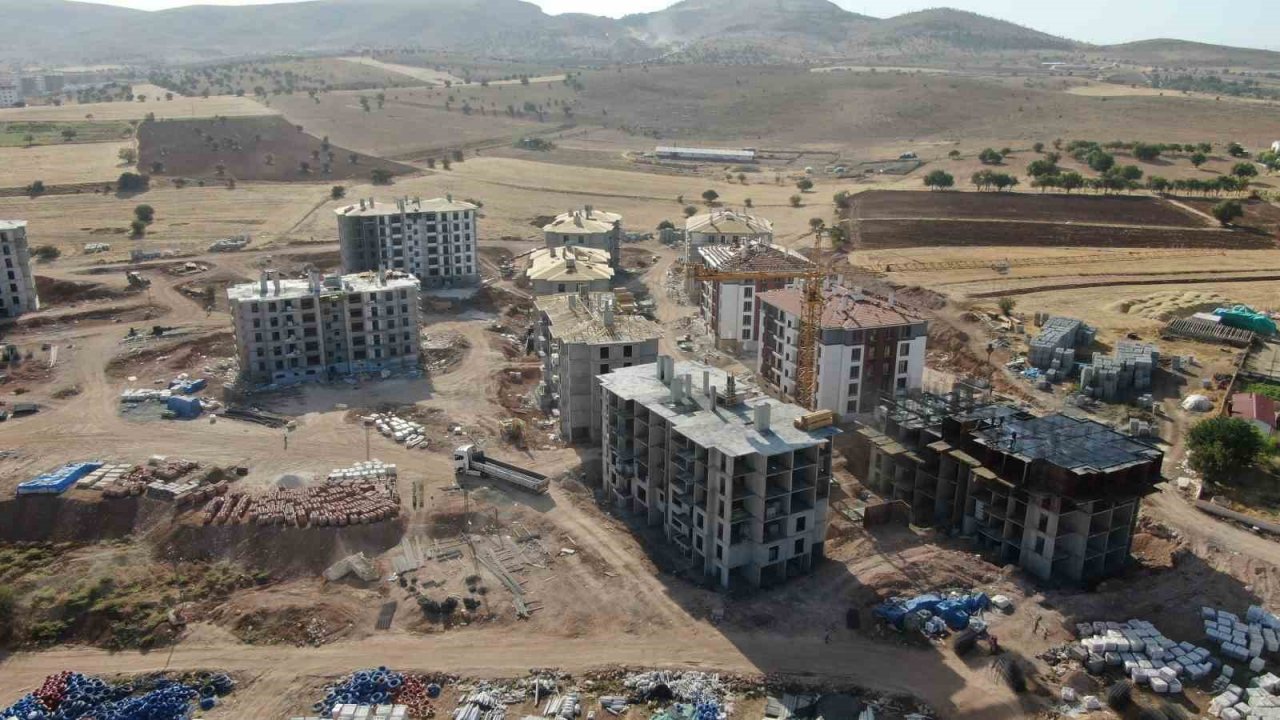 Elazığ’da kalıcı konutların 13’üncü bloğu tamamlandı