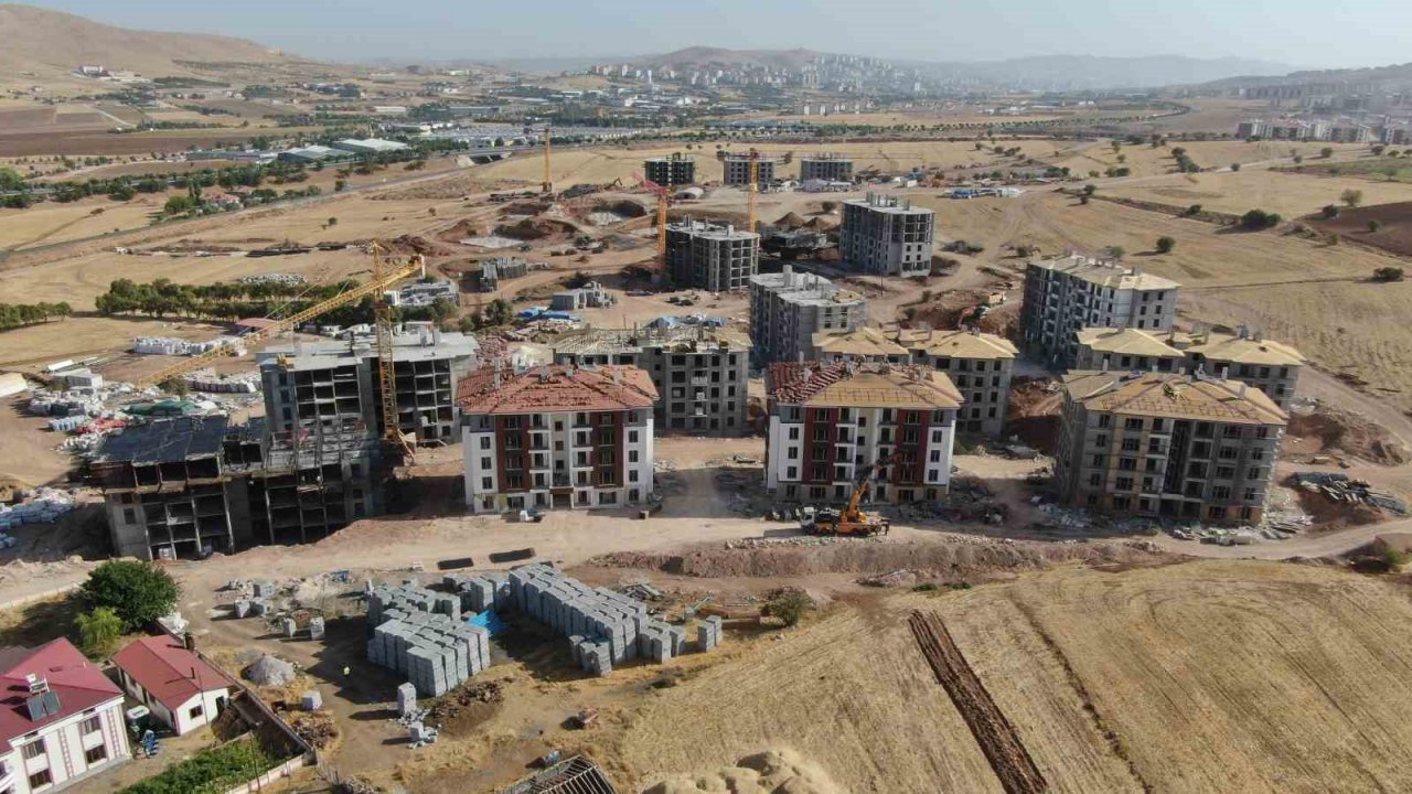 Elazığ’da kalıcı konutların 13’üncü bloğu tamamlandı