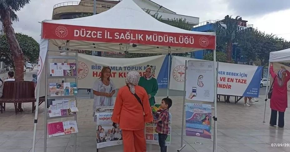 Halk sağlığı haftasını muayene ederek kutladılar