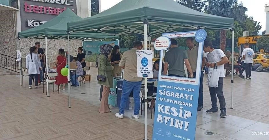 Halk sağlığı haftasını muayene ederek kutladılar