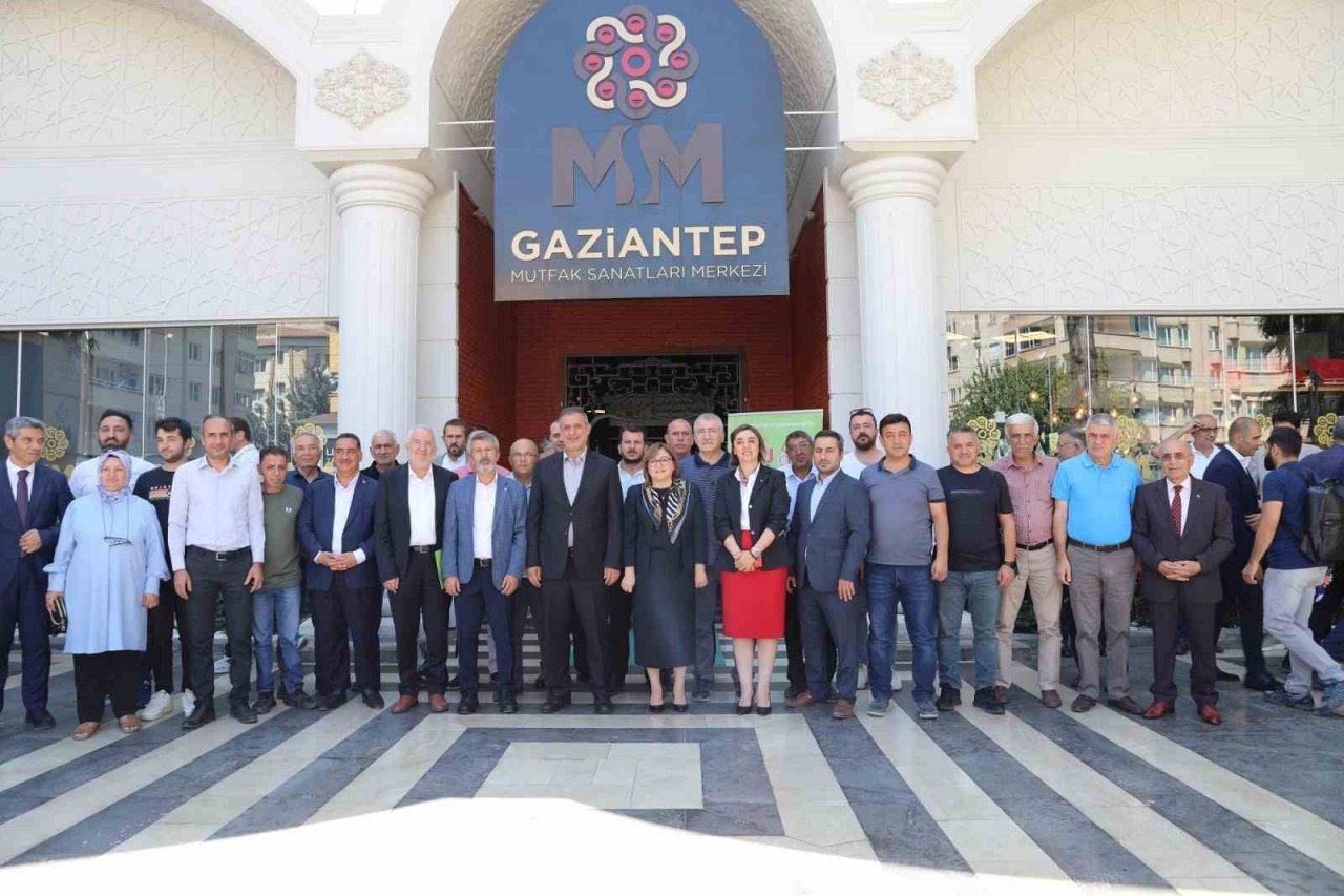 Şahin, "Gaziantep’in mutfağının şifa olduğunu bütün dünyaya anlatmamız gerekiyor"