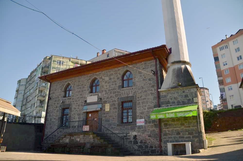 Giresun’un tarihi eserleri aile tarihiyle birlikte kitaplaştırıldı