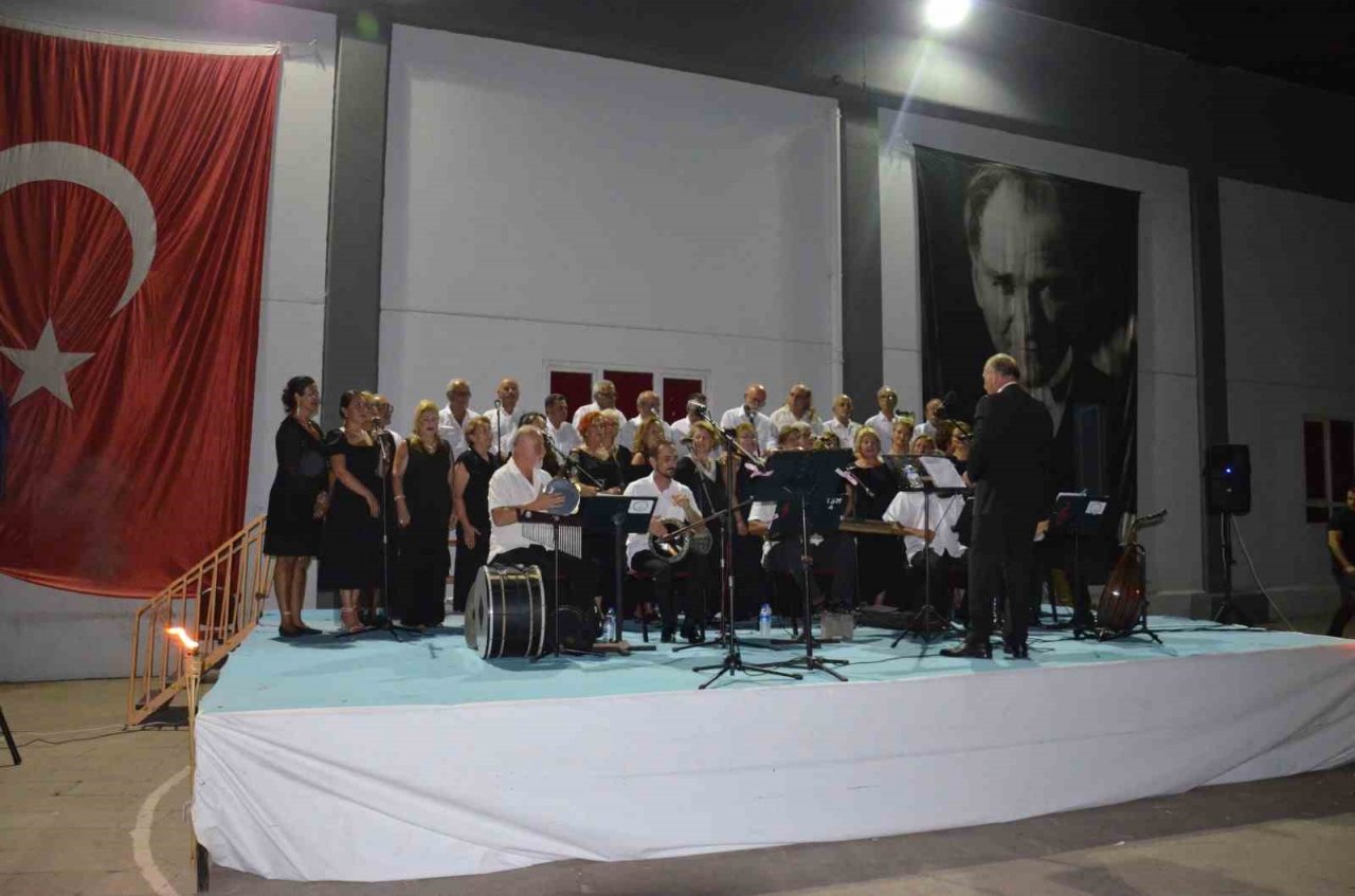 Gömeç’te kurtuluş yıldönümü etkinlikleri konserlerle sürüyor