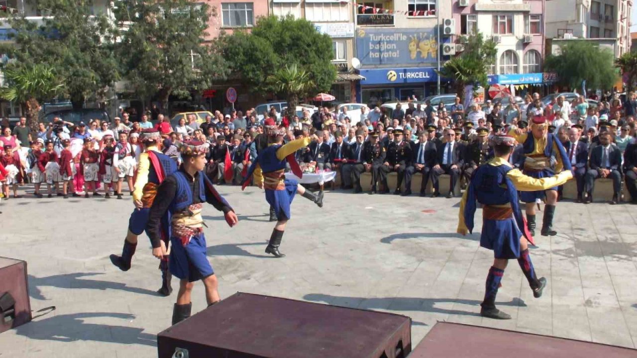 Burhaniye’de Kurtuluş Günü kutlandı