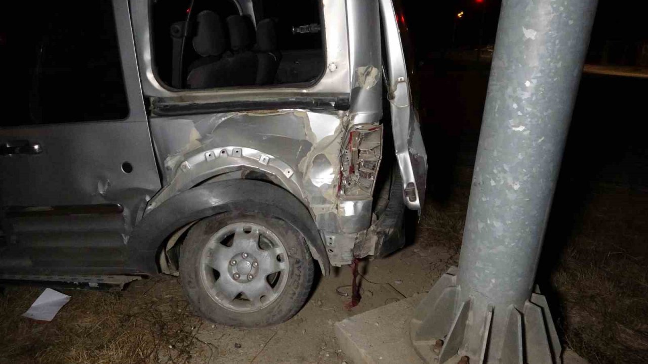 Kastamonu’da cip ile hafif ticari araç çarpıştı: 4 yaralı