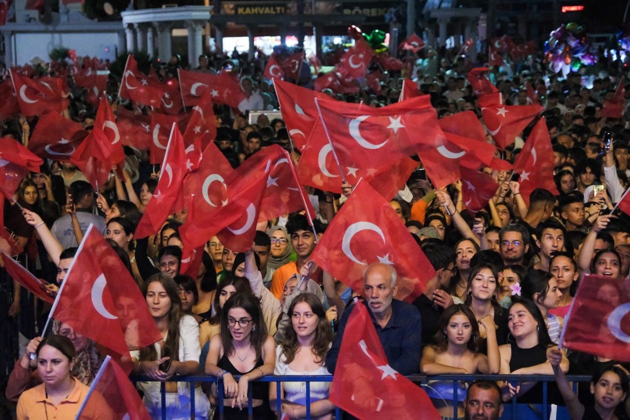 Menemen’de Kibariye coşkusu