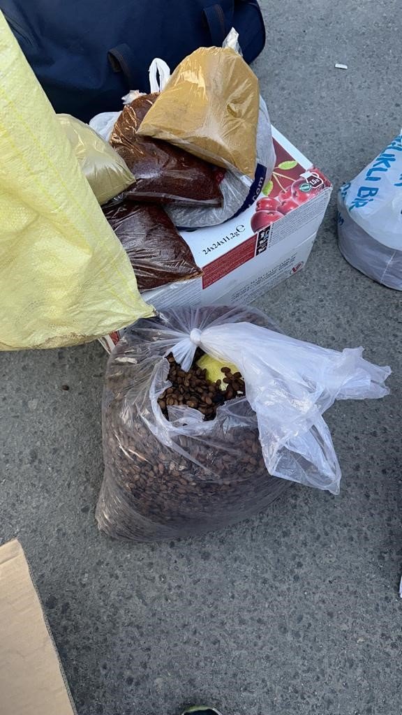 Otobüsle uyuşturucu sevkiyatını hassas burun Honaz bozdu