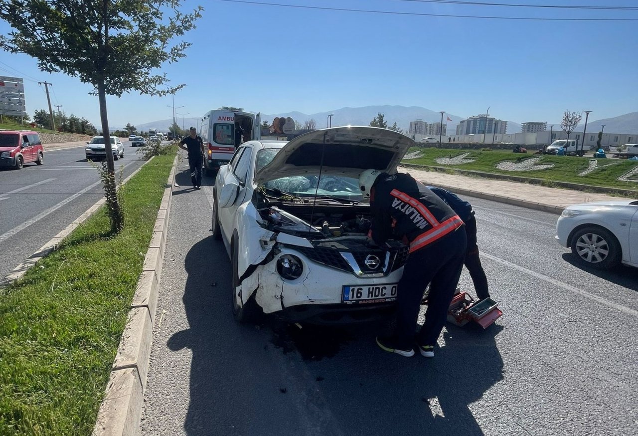 Malatya’da iki ayrı kaza: 3 yaralı