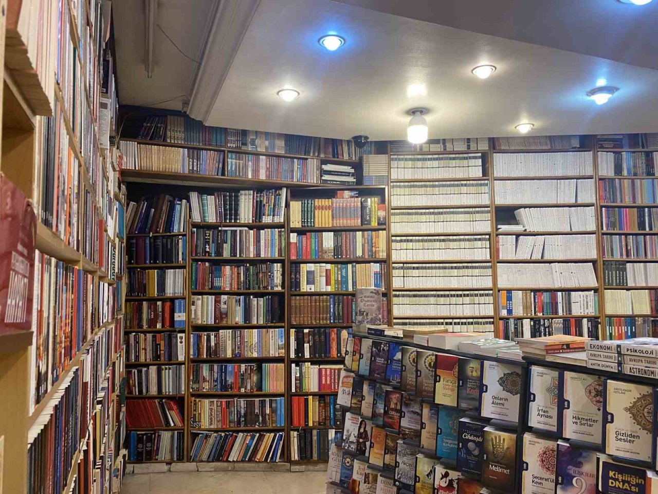 Kültür bekçileri sahaflar günümüzde dijitale yeniliyor