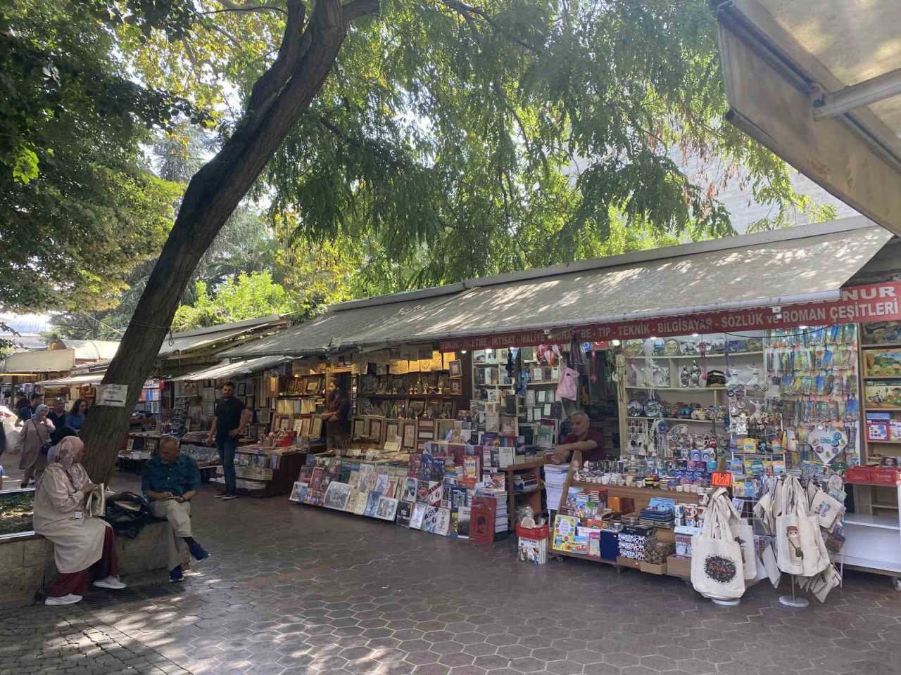 Kültür bekçileri sahaflar günümüzde dijitale yeniliyor