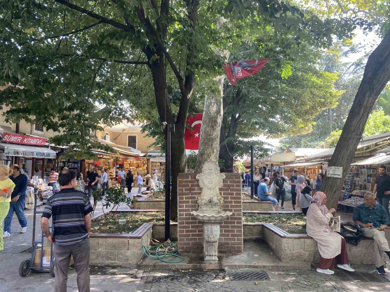 Kültür bekçileri sahaflar günümüzde dijitale yeniliyor