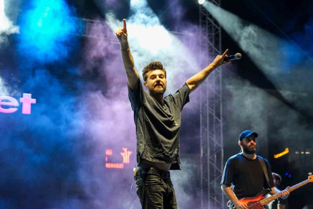 Menemen’de Kibariye coşkusu