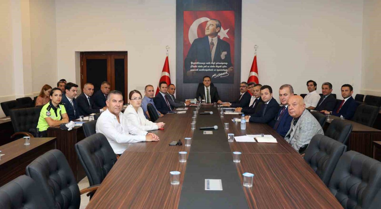 Muğla’da yeni eğitim-öğretim yılı güvenlik tedbirleri toplantısı
