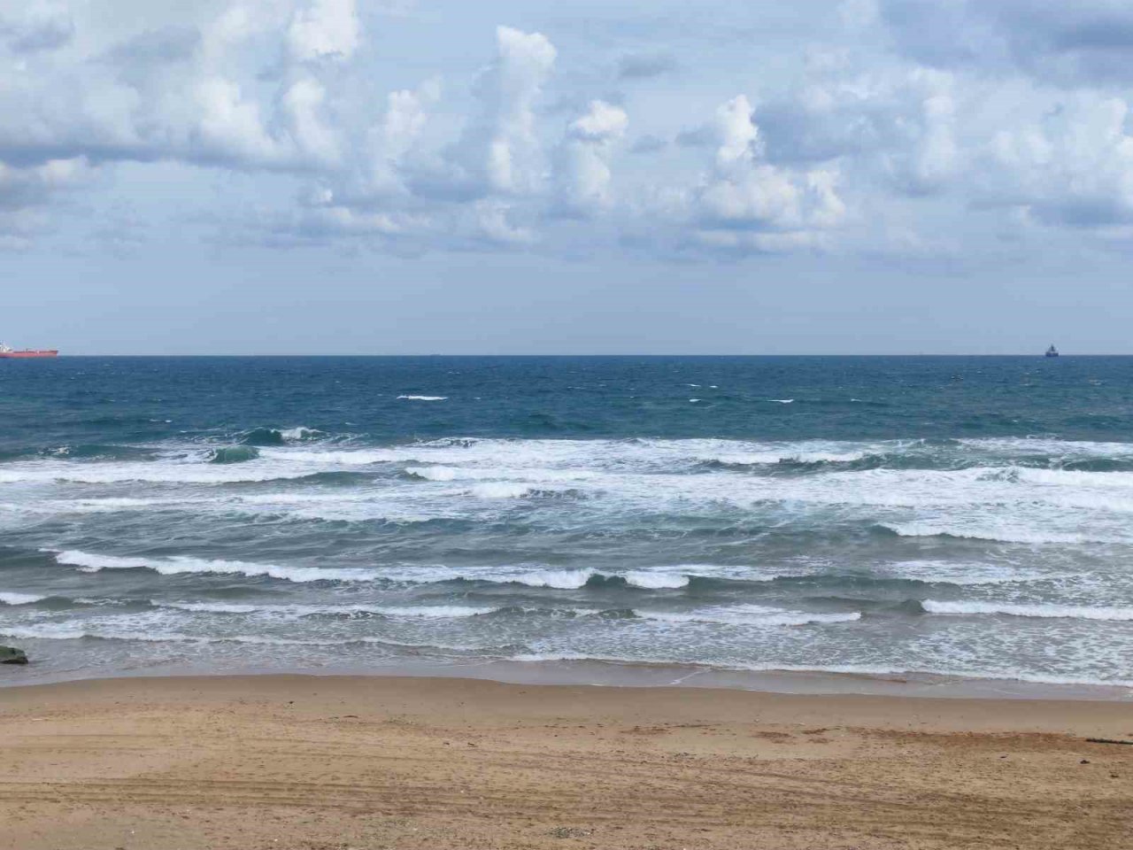 Sarıyer’de denize giren 14 yaşındaki çocuk kayboldu