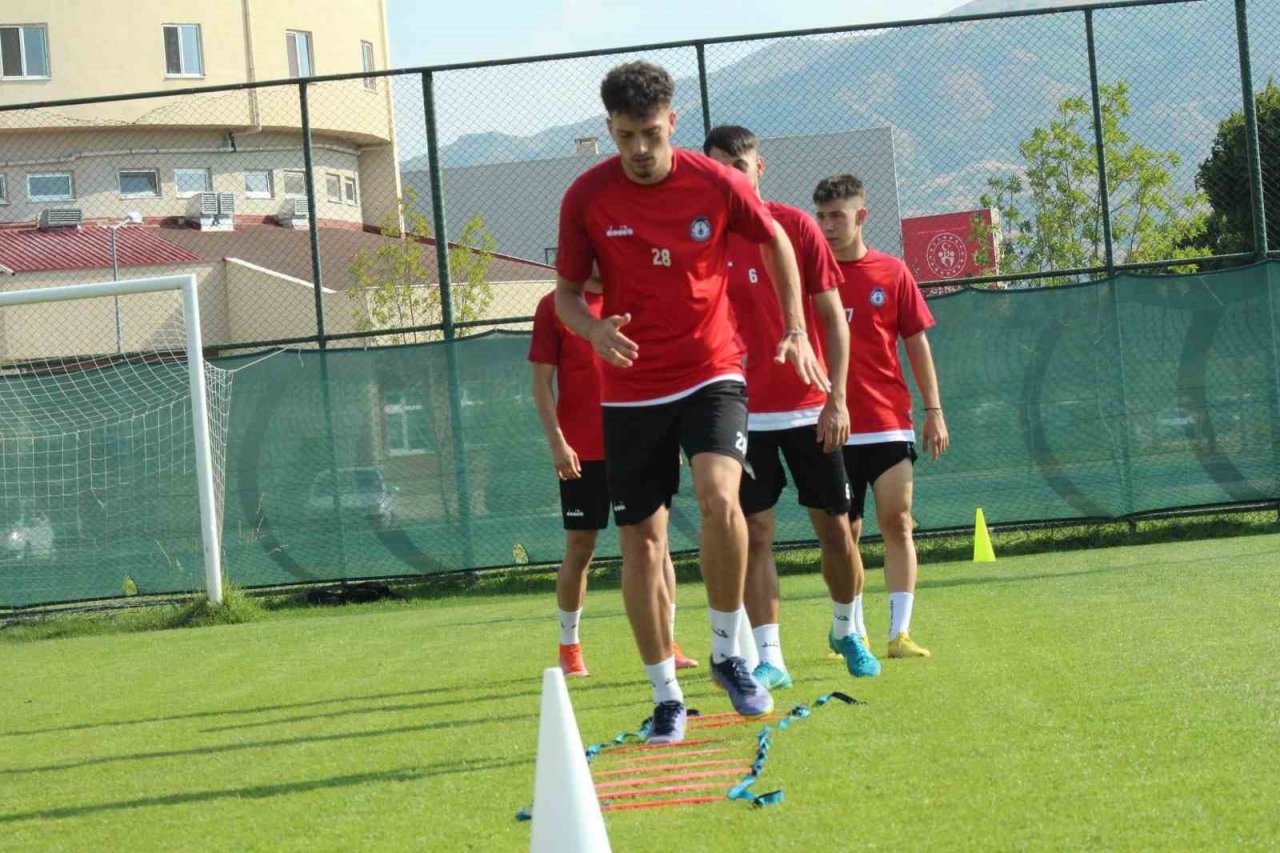 Afyonspor, zorlu Kırklarelispor deplasmanının hazırlıklarını sürdürüyor