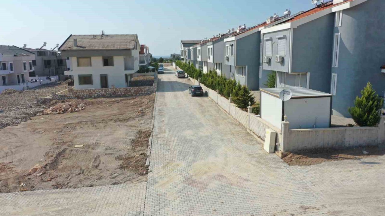 Başkan Atabay yol yapım çalışmalarını denetledi