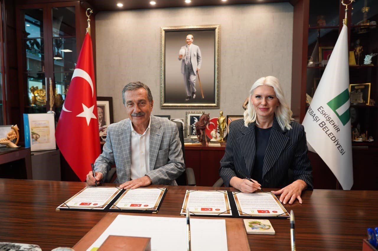 Bilecik ile Tepebaşı Belediyeleri kardeş şehir oldular