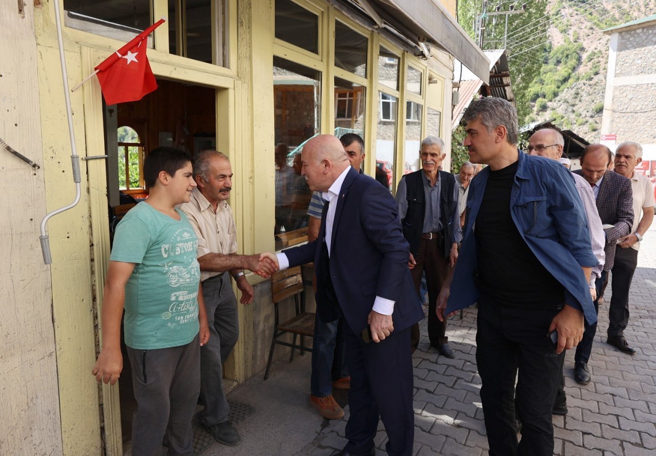 Başkan Sekmen; “500 noktada çalışma yapıyoruz”