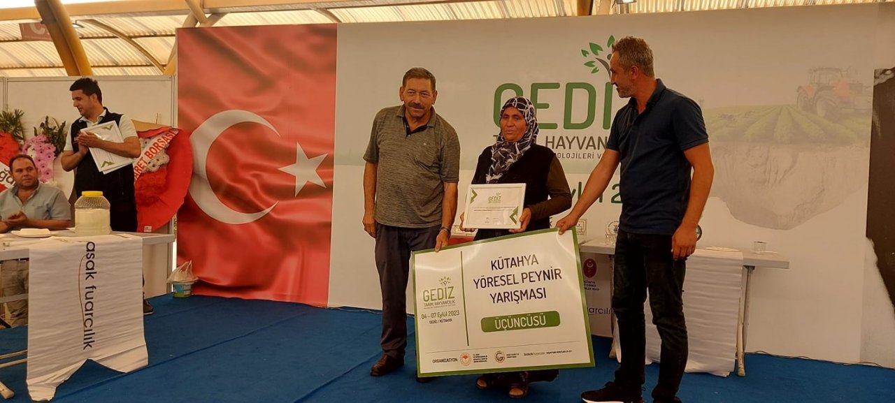 Gediz’de ’En lezzetli keçi peyniri yarışması’ düzenlendi