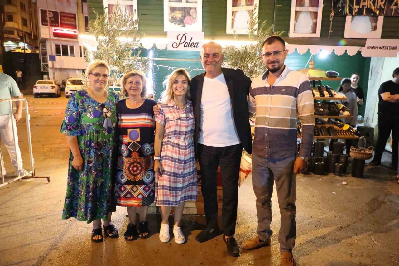 30. Uluslararası Gemlik Zeytini Festivali renkli görüntülerle başladı