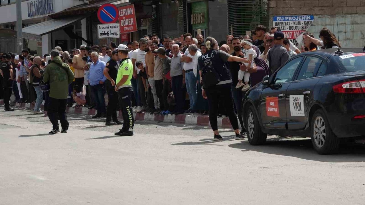 Tour of Van Uluslararası Bisiklet Yarışı’nın Erciş etabı tamamlandı