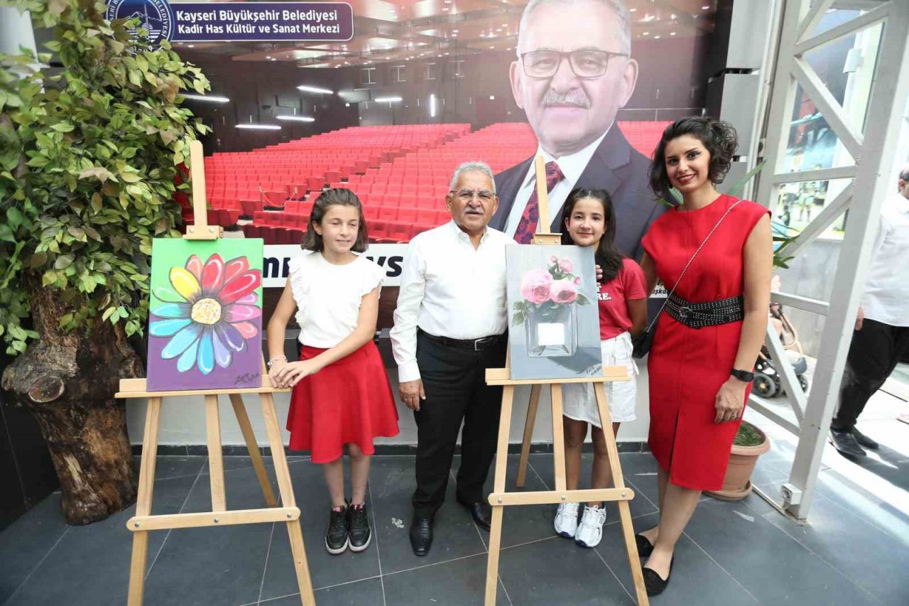 Başkan Büyükkılıç’tan konservatuar’ın coşkulu kapanışına özel türkü