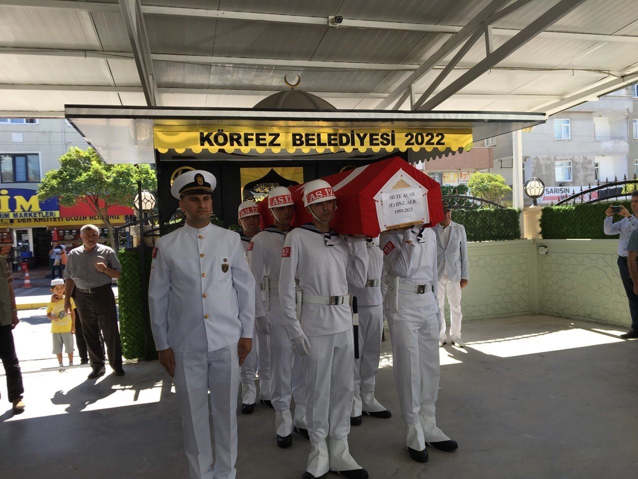 Hayatını kaybeden emekli albay askeri törenle uğurlandı