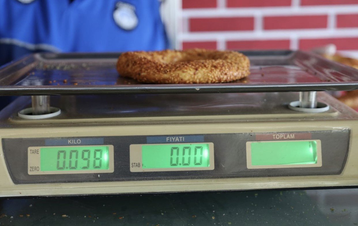 Kozan Belediyesi zabıta ekipleri, okul kantinleri ve fırınları denetledi