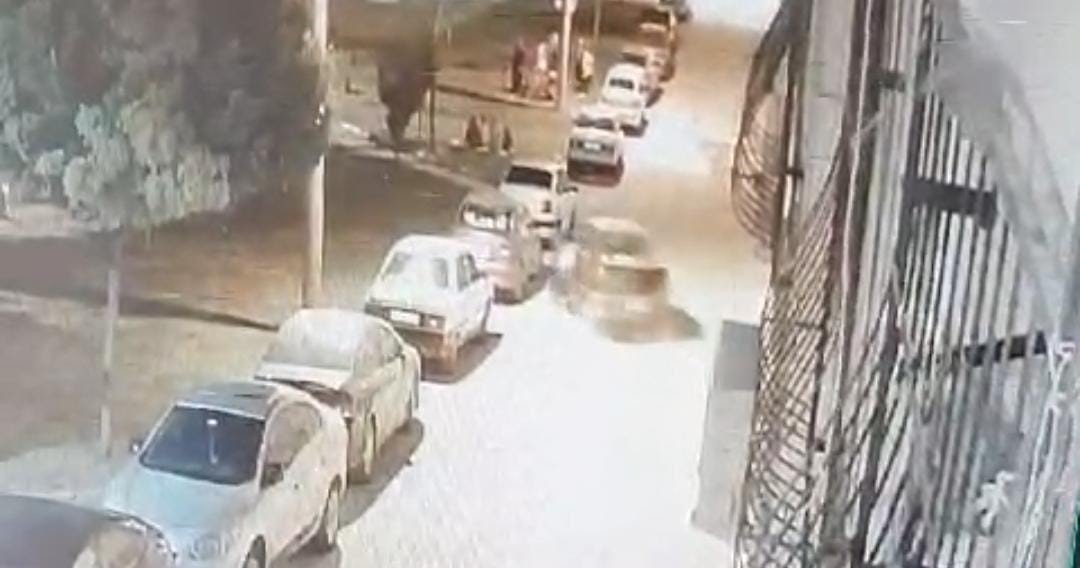 Şanlıurfa’da el freni çekilmeyen otomobil sürücüsüne kabusu yaşattı