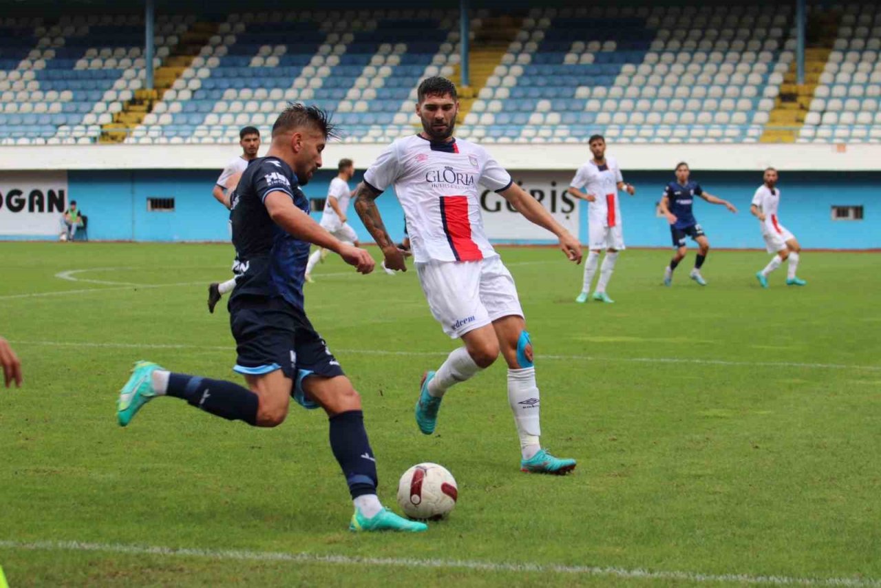 TFF 3. Lig: Pazarspor: 0 - Silifke Belediyespor: 1