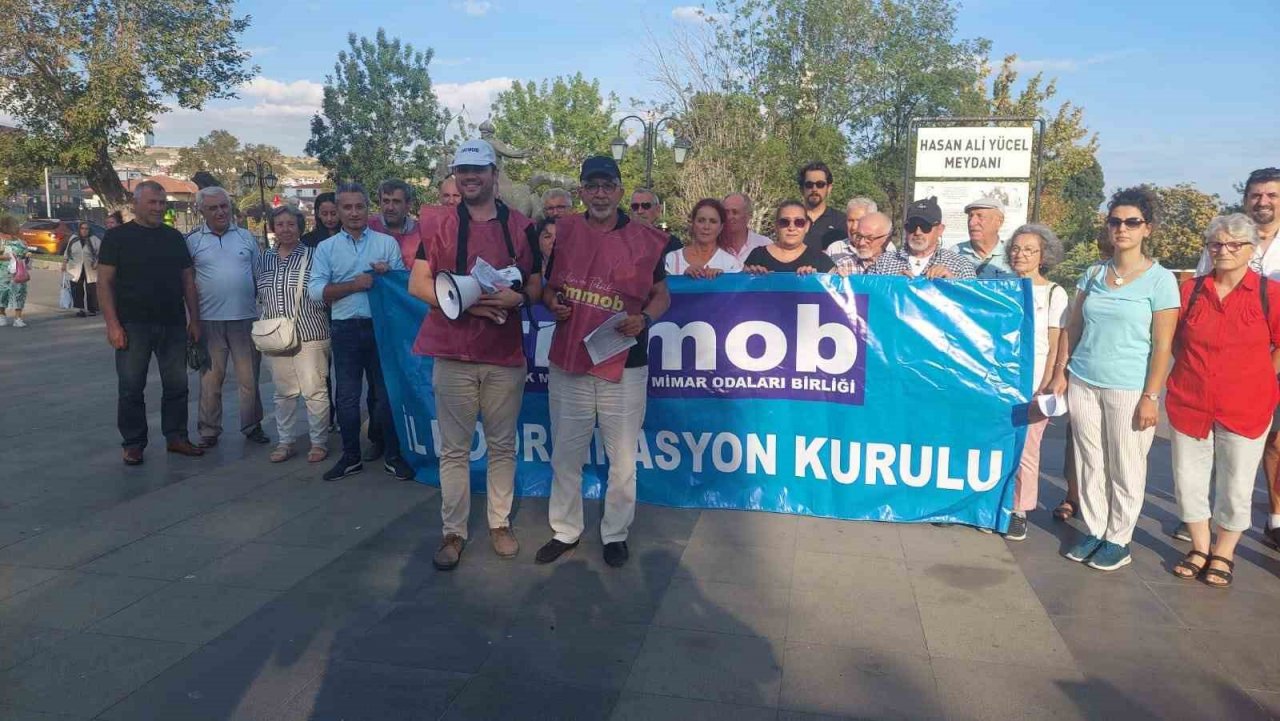 Tekirdağ’da şehrin denizle bağlantısı kesiliyor