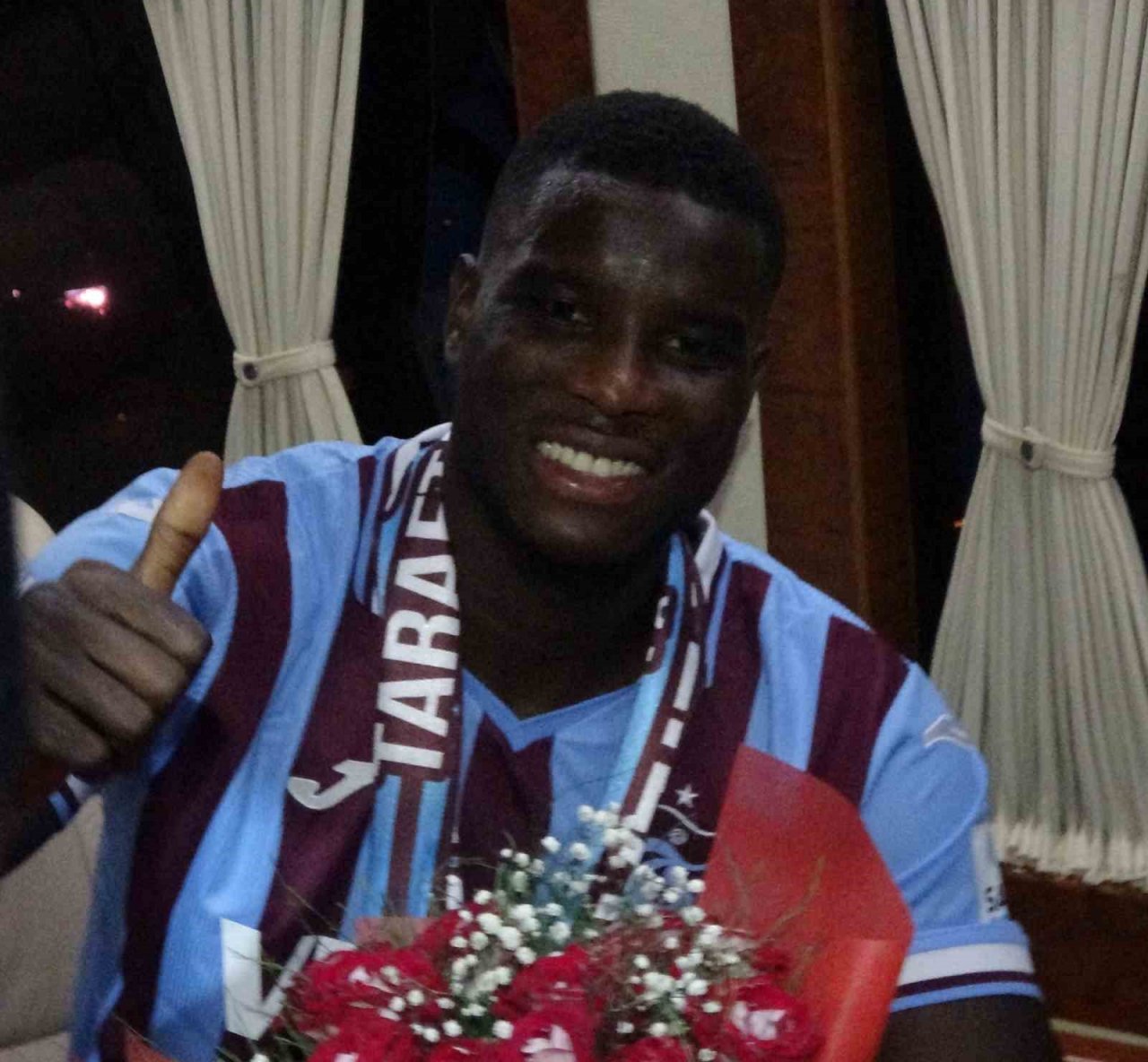 Trabzonspor’un yeni transferi Paul Onuachu, Trabzon’a geldi