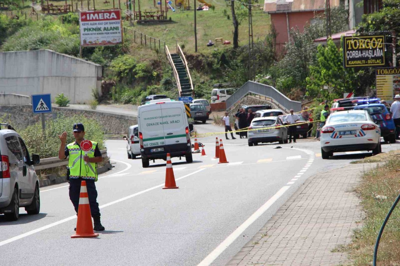 Metrelerce sürüklendi, geride ayakkabısı ve kasketi kaldı